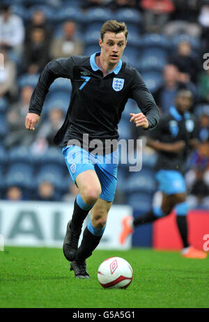 Football - Championnat U19 de l'UEFA - épreuve d'élite - Angleterre / Suisse - Deepdale. Le will Keane d'Angleterre Banque D'Images