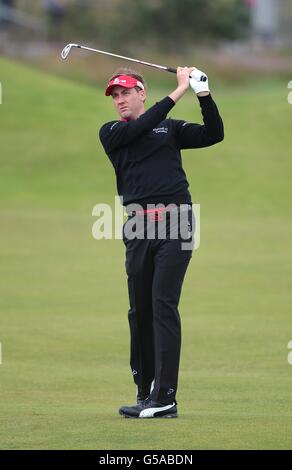 Ian Poulter, en Angleterre, au cours de la première journée du Championnat d'Open 2012 au Royal Lytham & St. Annes Golf Club, Lytham & St Annes. Banque D'Images