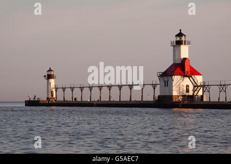 Le phare de St Joseph au lever du soleil Banque D'Images