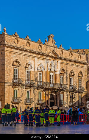 Italie Sicile Ortigia Siracusa Piazza Duomo - Palazzo Beneventano del Bosco Banque D'Images