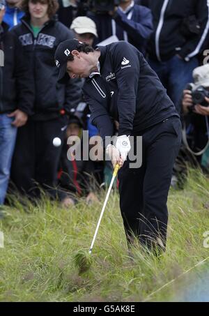 Rory McIlroy, en Irlande du Nord, joue à l'épreuve de la première journée du Championnat d'Open 2012 au Royal Lytham & St. Annes Golf Club, Lytham & St Annes Banque D'Images