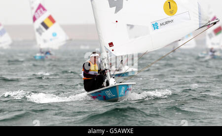 Annalise Murphy d'Irlande en action pendant la classe Radial laser à la régate olympique de Weymouth aujourd'hui. Banque D'Images