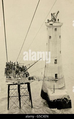 Réglage de la dernière pierre du Phare 1902 Beachy Head Banque D'Images