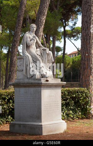 Statue de Lord Byron dans la Villa Borghese, Rome, Latium, Italie, Europe Banque D'Images