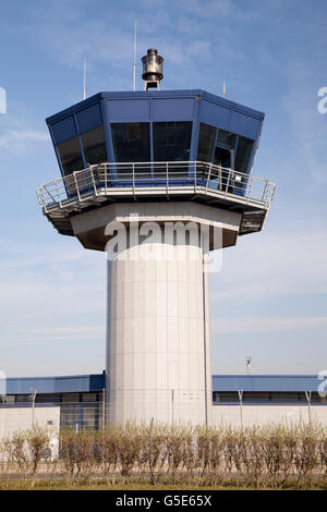 Tour à l'aéroport de Dortmund, Ruhr, Rhénanie du Nord-Westphalie, PublicGround Banque D'Images