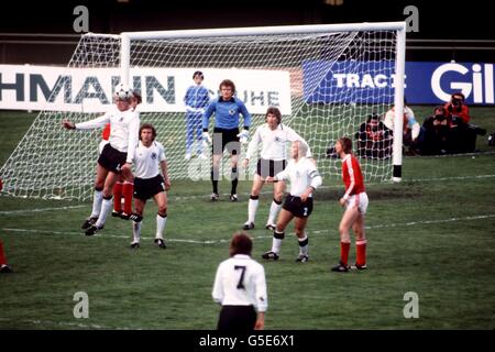 Football - Coupe du Monde FIFA 1978 Argentine - Groupe 2 - Pologne / Allemagne de l'Ouest - Stade Monumental, Buenos Aires Banque D'Images