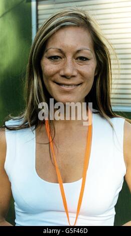 Anna Ryder-Richardson, designer des vestiaires, lors du Mardi gras 2001 de Londres, dans le parc Finsbury de Londres. Banque D'Images