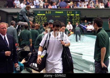 Henman v Ivanisevic à Wimbledon Banque D'Images