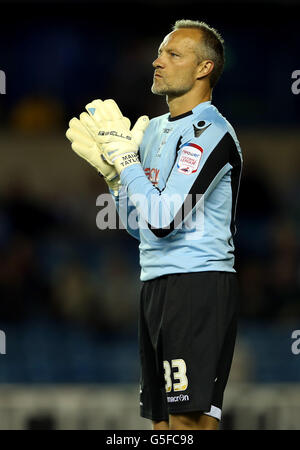 Soccer - npower Football League Championship - Millwall v Cardiff City - La Den Banque D'Images