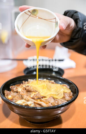 Grillades de bœuf gyudon japonais avec du riz Banque D'Images