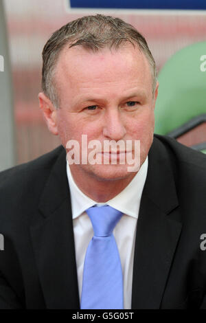 Football - coupe du monde de la FIFA 2014 - qualificateur - Groupe F - Russie / Irlande du Nord - Stade Lokomotiv. Michael O'Neill, responsable Irlande du Nord Banque D'Images