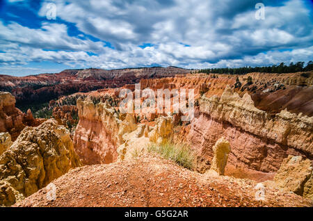 Une aventure dans le Parc National de Bryce Canyon Banque D'Images