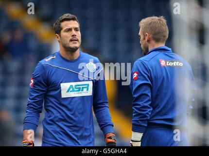 Soccer - Barclays Premier League - West Bromwich Albion / Queens Park Rangers - The Hawthorns.Gardiens de but des Rangers du Queens Park Julio Cesar (à gauche) et Rob Green (à droite) Banque D'Images