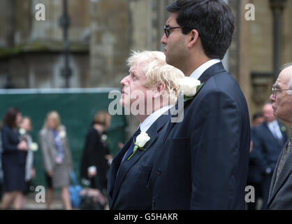 Boris Johnson arrive à l'église St Margarets dans Westminster,pour un service commémoratif à assassiné MP Jo Cox Banque D'Images