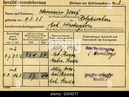 Nazisme / National socialisme, documents, assurance invalidité, supplément de la carte de reçu de Josef Obermeier, 1942 / 1943, droits additionnels-Clearences-non disponible Banque D'Images