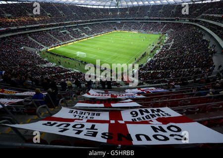 Des places vides peuvent être vues à l'intérieur du Stade National lors du match de qualification de la coupe du monde du Groupe H au Stade National, Varsovie, Pologne. Banque D'Images