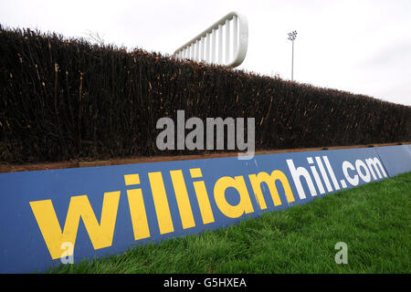 Les courses de chevaux - William Hill Jump Dimanche - Hippodrome de Kempton Banque D'Images