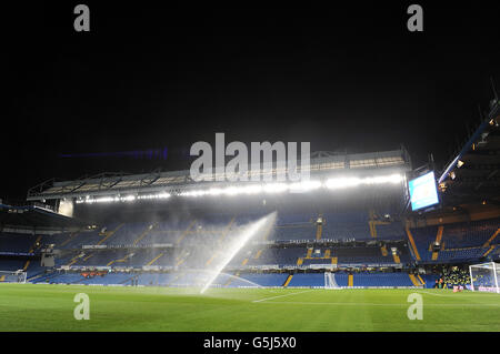 Football - Capital One Cup - quatrième tour - Chelsea / Manchester United - Stamford Bridge.Vue générale du terrain du pont Stamford avant le coup d'envoi Banque D'Images