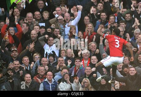 Soccer - Barclays Premier League - Manchester United v Arsenal - Old Trafford Banque D'Images