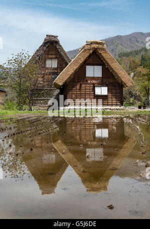 Gîte rural traditionnel en chaume Ogimachi, Village folklorique de Hida Shirakawa-go Shirakawa (Japon), Banque D'Images