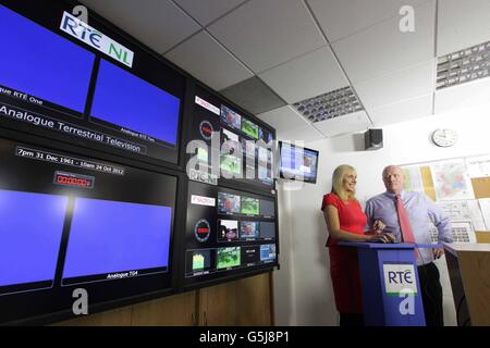 (Gauche - droite) Miriam O Callaghan et Mick Kehoe Directeur exécutif de RTE NL avant le passage à RTE. Banque D'Images