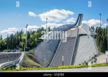 Nouveau Saut à Ski Holmenkollen Oslo Norvège Banque D'Images