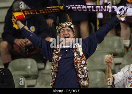 Football - coupe du monde de la FIFA 2014 - qualificateur - Groupe A - Belgique / Ecosse - Stade du Roi Baudouin.Un fan écossais montre son soutien à son équipe dans les tribunes Banque D'Images