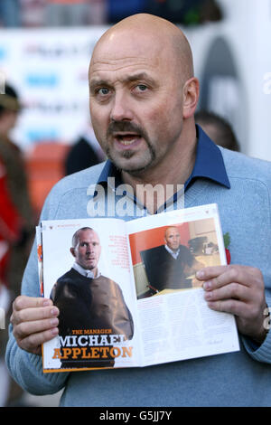 Soccer - npower Football League Championship - Blackpool v Bolton Wanderers - Bloomfield Road Banque D'Images