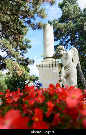 Tombe de Wolfgang Amadeus Mozart dans une fosse commune au cimetière St Marx, Wien, Vienne, Autriche, Wien, 03. Banque D'Images