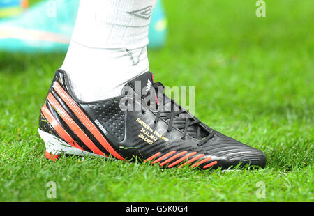 Football - International friendly - Suède v Angleterre - session d'entraînement et conférence de presse - Friends Arena.Vue sur les bottes de Steven Gerrads en Angleterre pendant la séance d'entraînement à l'Friends Arena, Stockholm, Suède. Banque D'Images