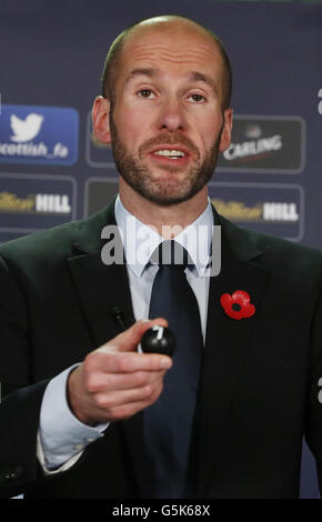 Kenny MacLeod Directeur commercial Scottish FA pendant le tirage au sort de la coupe écossaise William Hill à Hampden Park, Glasgow. APPUYEZ SUR ASSOCIATION photo. Date de la photo: Lundi 5 novembre 2012. Le crédit photo devrait se lire comme suit : Danny Lawson/PA Wire. Banque D'Images