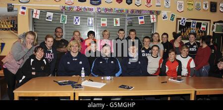 Rugby Union - train SRU avec Aberdeenshire - Aberdeenshire RFC.Richie Gray, Ryan Grant et Ross Ford répondent aux questions à la suite d'une séance de formation à Aberdeenshire RFC, Aberdeen. Banque D'Images