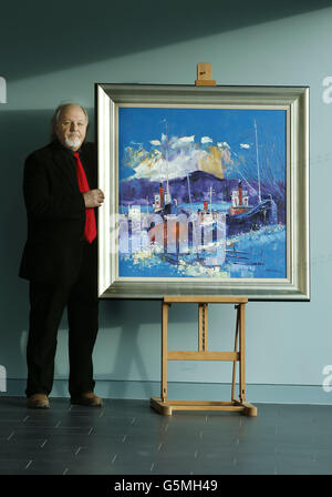 L'artiste écossais John Lowrie Morrison est, connu sous le nom de Jolomo, avec son œuvre « The Spark, The Duke and the Vic », alors qu'il annonce une exposition rétrospective l'année prochaine au musée et galerie de l'hôtel de ville de Clydebank récemment rénové. Banque D'Images