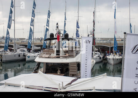 52Th Salone Nautico Genova International Boat Show, Gênes, 2012 6-14 octobre. Voile, location, équipement et accessoires et Banque D'Images