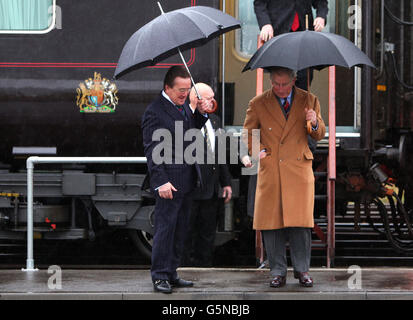 Le prince Charles rend visite au Pays de Galles Banque D'Images