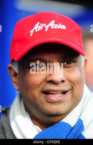 Soccer - Barclays Premier League - Queens Park Rangers v Fulham - Loftus Road. Tony Fernandes, président des Queens Park Rangers Banque D'Images