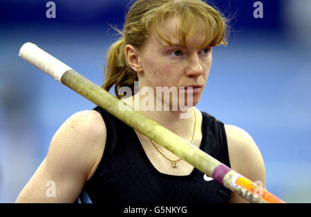 Pole vaulter Svetlana Feofanova (RUS) lors de la réunion en salle du Grand Prix d'athlétisme de l'Union de Norwich à la National Indoor Arena, Birmingham. Banque D'Images