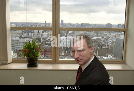 Le nouveau président de Railtrack Group PLC Geoffrey Howe Banque D'Images