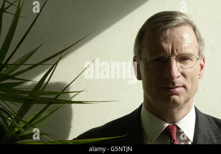 Le nouveau président de Railtrack Group PLC Geoffrey Howe Banque D'Images