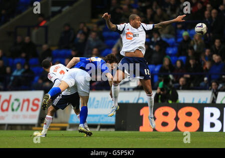 Football - npower football League Championship - Bolton Wanderers / Birmingham City - Reebok Stadium.Nikola Zigic de Birmingham City est en tête du premier but Banque D'Images