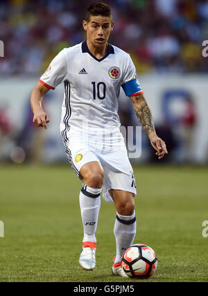 Chicago, USA. 22 Juin, 2016. James Rodriguez de la Colombie est en concurrence au cours de la demi-finale de la Copa Centenario match de football contre le Chili à Chicago, Illinois, États-Unis, le 22 juin 2016. Credit : Bao Dandan/Xinhua/Alamy Live News Banque D'Images