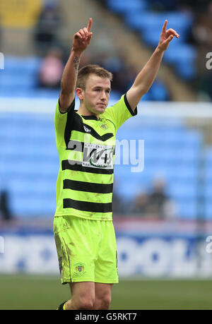 Football - npower football League One - Coventry City / Yeovil Town - Ricoh Arena.Paddy Madden, de Yeovil Town, célèbre son but Banque D'Images