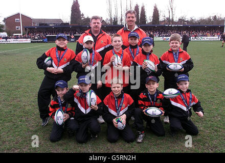 Widnes Rugby Club de moins de 9 ans, gagnants du mini-festival de rugby Lloyds TSB de moins de 9 ans à vendre, Manchester. Banque D'Images