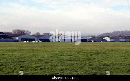 Vue générale de Rotormotion à l'aérodrome de Redhill, à Surrey, d'où l'hélicoptère piloté par Pete Barnes s'est installé avant de s'écraser au sol près de la tour du quai St George à Vauxhall, dans le sud de Londres, après que le pilote ait tenté de dévier en raison de mauvais temps. Banque D'Images