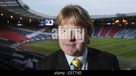 Stuart McCall est annoncé comme entraîneur national adjoint de l'Écosse lors d'un photocall au parc Hampden à Glasgow. Banque D'Images