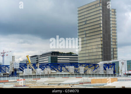 Paris, France, projet de Nouvelle architecture moderne, quartier Paris Rive gauche, 'la Halle Freyssinet', chantier, bâtiment incubateur de start-up, quartiers 'Station F', construction de bâtiments modernes, Banque D'Images