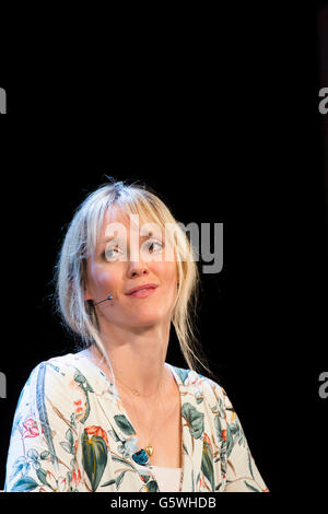 Clémence Burton-Hill, actrice anglaise, romancier, musicien, journaliste et présentateur de radio Le Hay Festival de la littérature et les arts, Hay-on-Wye, Powys, Pays de Galles, Royaume-Uni, Dimanche 05 Juin 2016 Banque D'Images