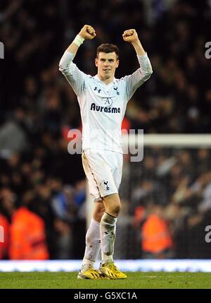 Football - Barclays Premier League - Tottenham Hotspur v Arsenal - White Hart Lane.Gareth Bale de Tottenham Hotspur célèbre après le coup de sifflet final. Banque D'Images