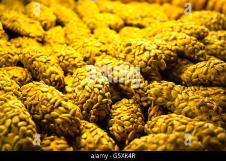 Close up d'un tas de cookies pretzels Banque D'Images