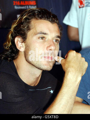 Glastonbury Festival 2002-Gavin Rossdale Banque D'Images